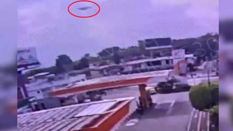 La avioneta volaba bajito, dicen testigos